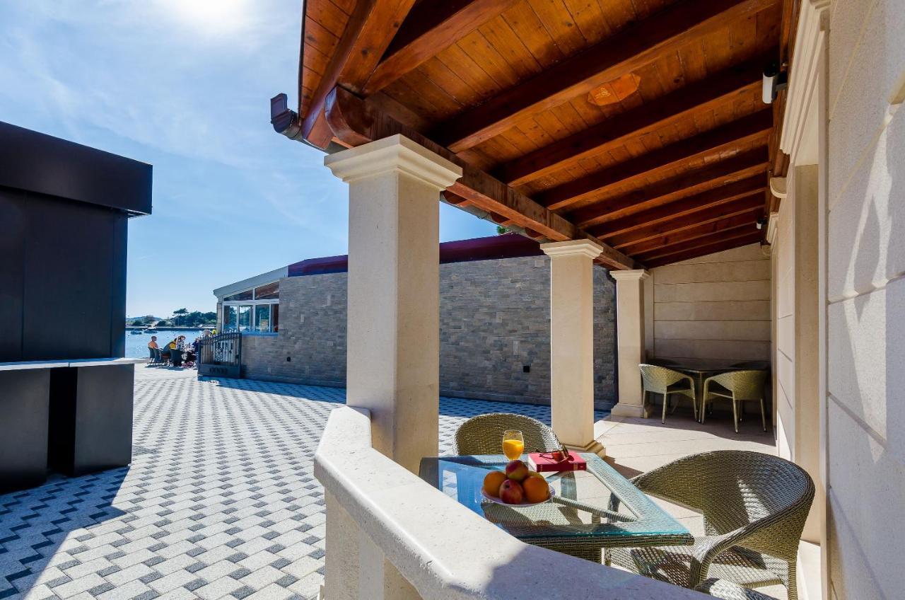Apartments Kanjuo By The Sea Mlini Luaran gambar