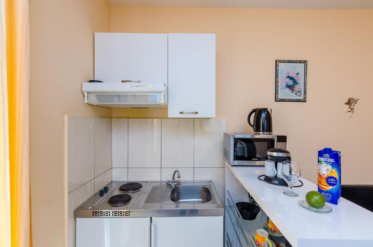 Apartments Kanjuo By The Sea Mlini Luaran gambar