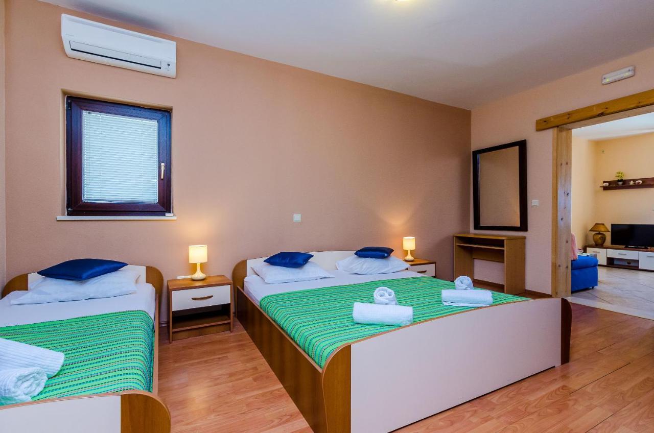 Apartments Kanjuo By The Sea Mlini Luaran gambar