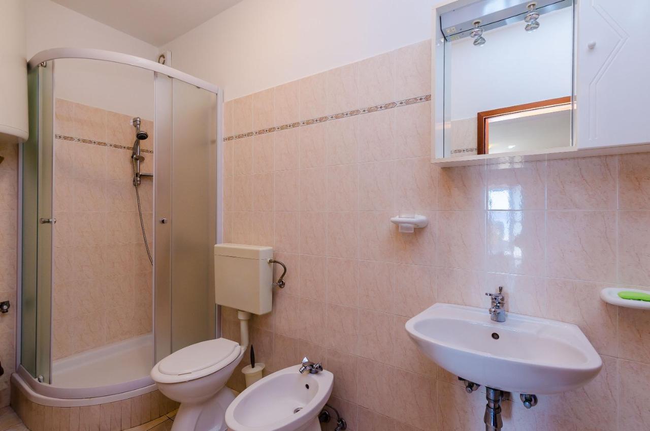 Apartments Kanjuo By The Sea Mlini Luaran gambar