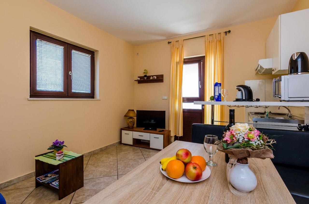 Apartments Kanjuo By The Sea Mlini Luaran gambar