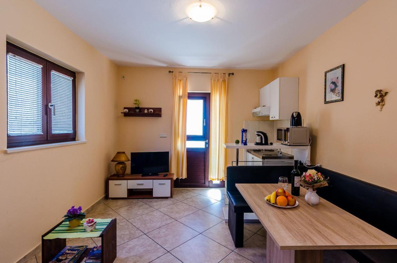 Apartments Kanjuo By The Sea Mlini Luaran gambar
